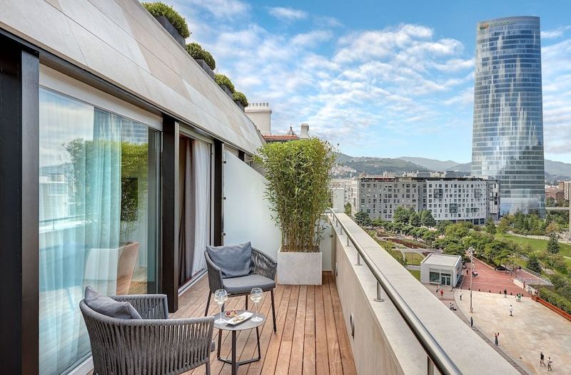 Gran Hotel Domine Bilbao - Image 4