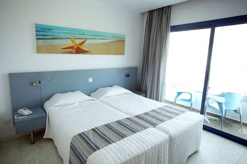 Anonymous Beach Hotel - Image 6