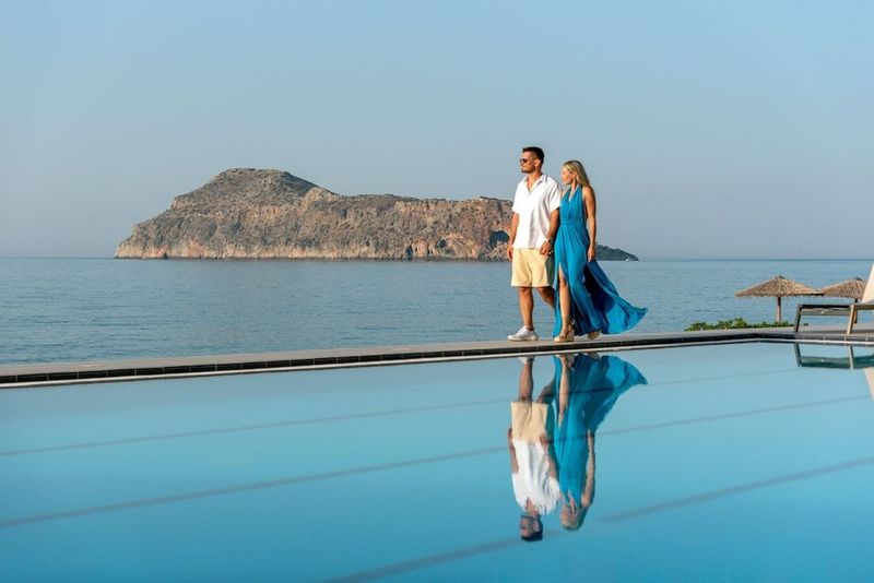 Blue Dome Hotel - Image 1