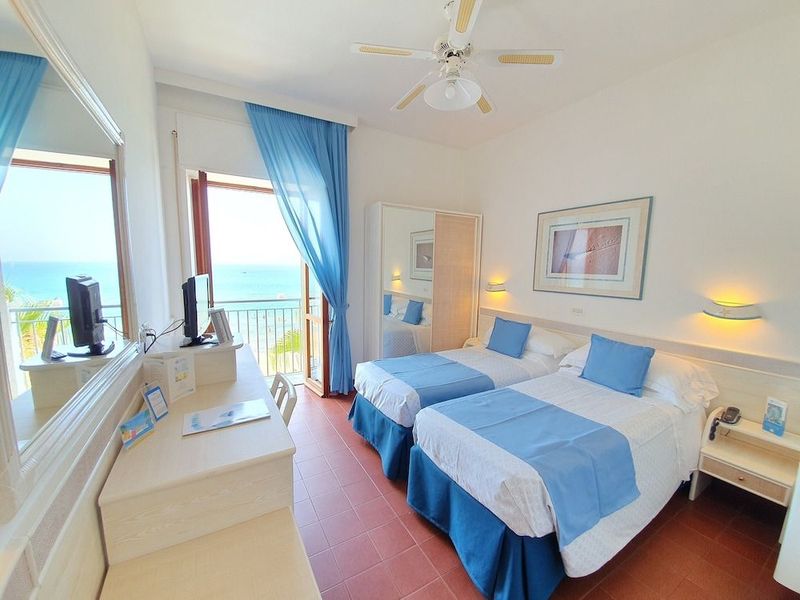 Hotel Aurora - Image 3