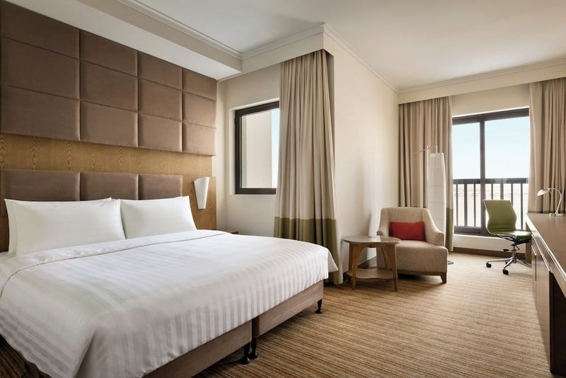 Traders Hotel, Qaryat Al Beri, Abu Dhabi - Image 2