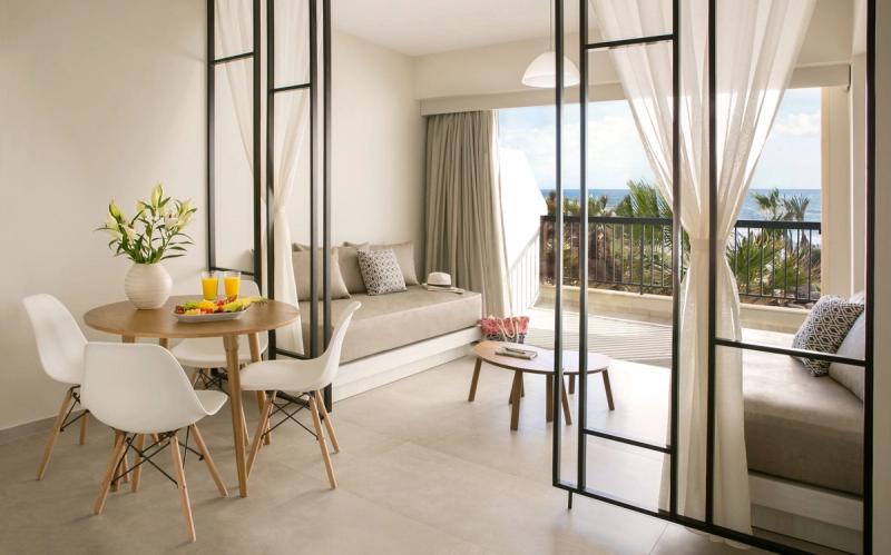 Louis Paphos Breeze - Image 7