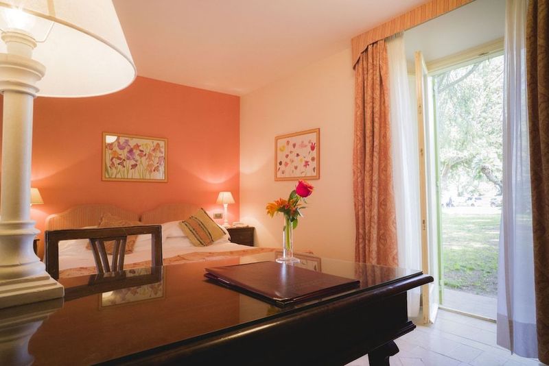 Park Hotel Villa Grazioli - Image 4