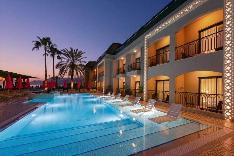 Alaaddin Beach Hotel - Image 6