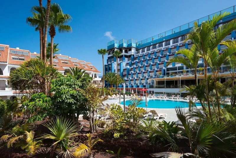 Paradise Park Fun Lifestyle Hotel