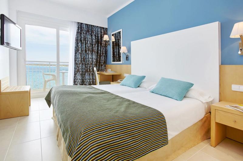 Universal Hotel Marques - Image 5