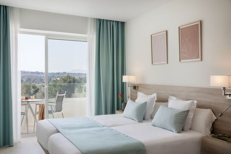 Aparthotel Marina Drach - Image 3