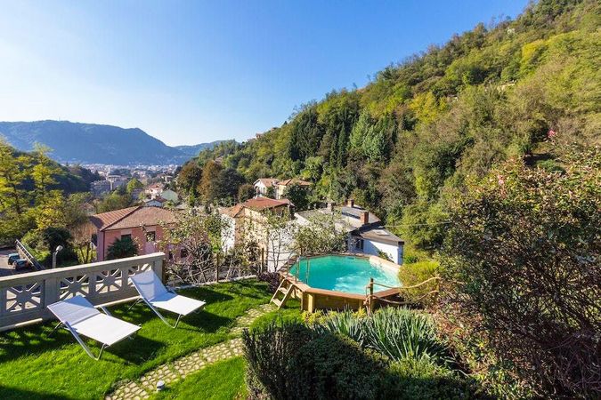 Nyd den smukke udsigt på Bed & Breakfast La Villa, Como