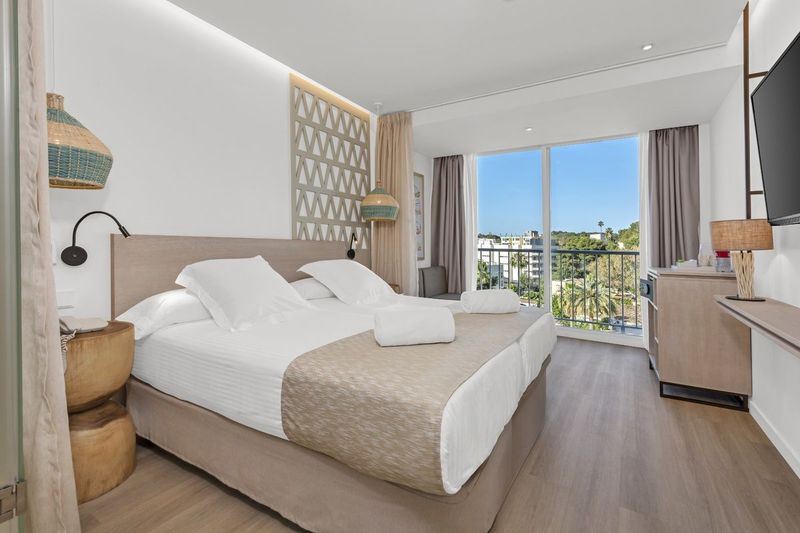 Valentin Grand Park Suite Hotel - Image 2