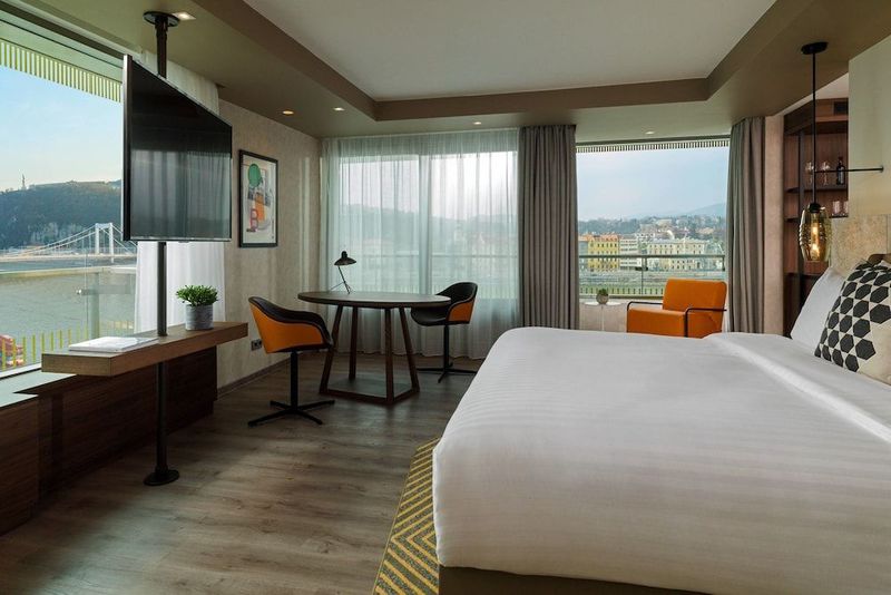 Budapest Marriott Hotel - Image 6