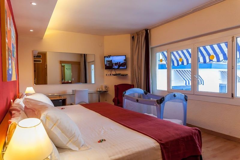 Hotel Platjador - Image 8