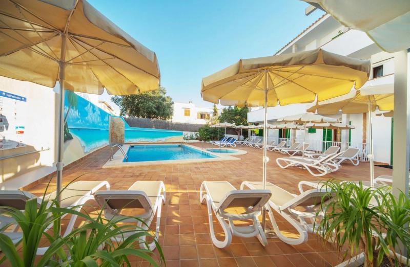 Hotel Ses Puntetes - Image 8