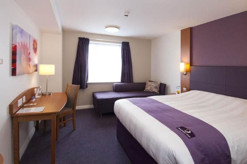 Premier Inn London Wembley Park - Image 2