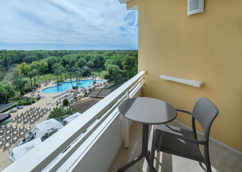Exagon Park Hotel - Image 2
