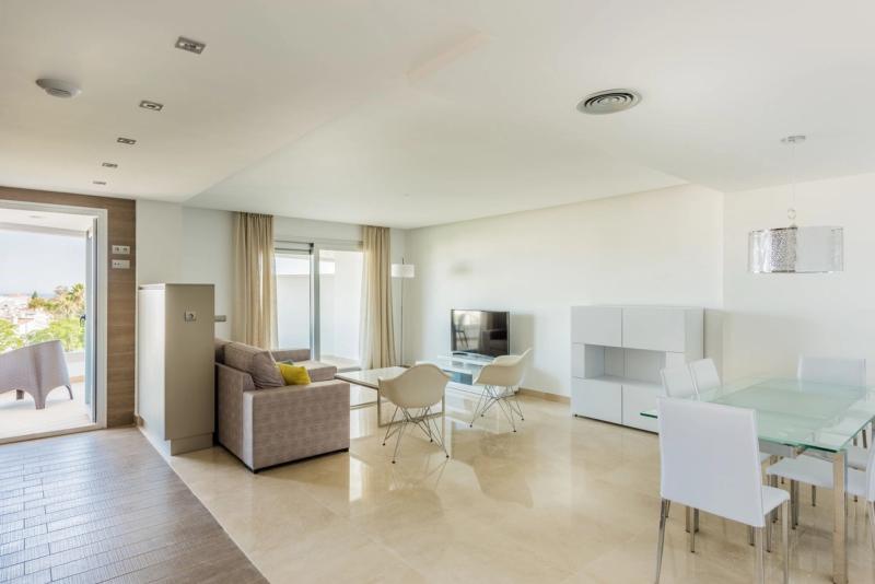 Aqua Apartments Marbella - Image 2
