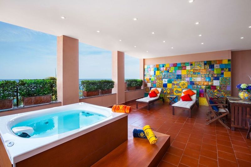 Hotel Caparena Taormina - Image 4