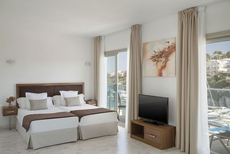 PortoDrach Aparthotel & Suites - Image 4