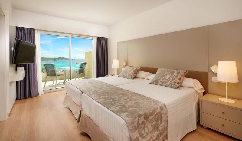 Hipotels Mediterraneo Hotel - Image 4