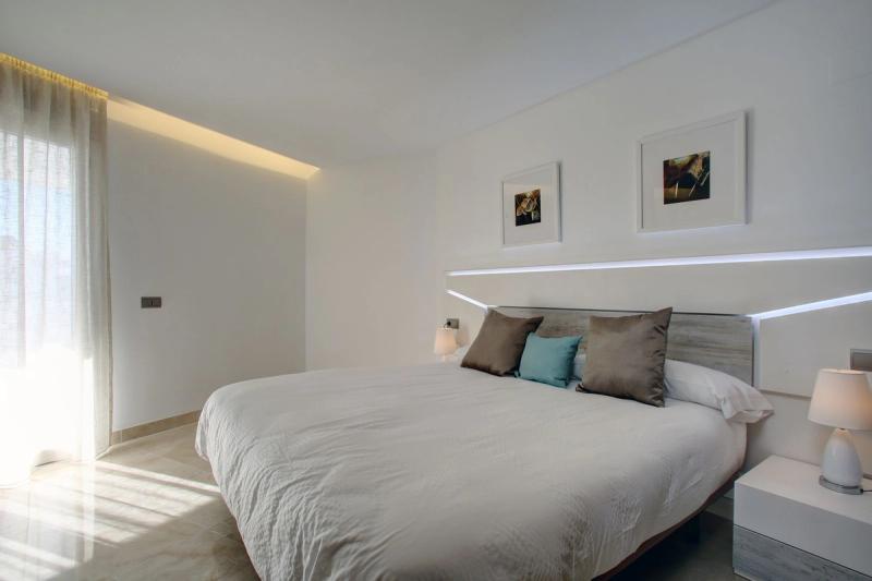 Aqua Apartments Marbella - Image 7