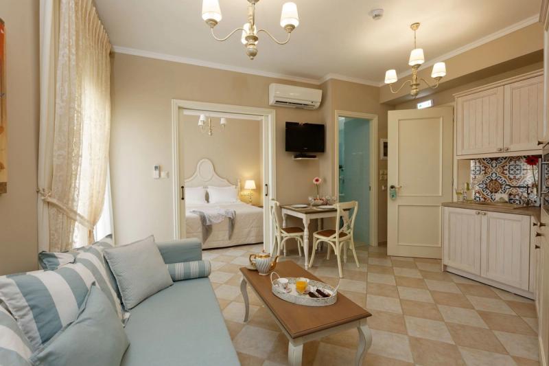 Ionia Suites - Image 5