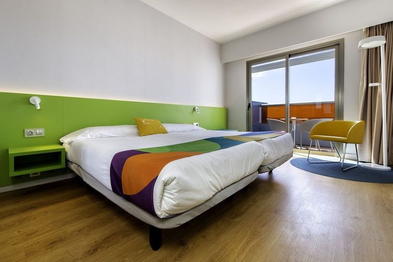 Paradise Park Fun Lifestyle Hotel - Image 3