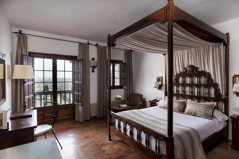 Parador de Tortosa - Image 6