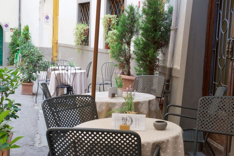 Hotel La Luna - Image 1
