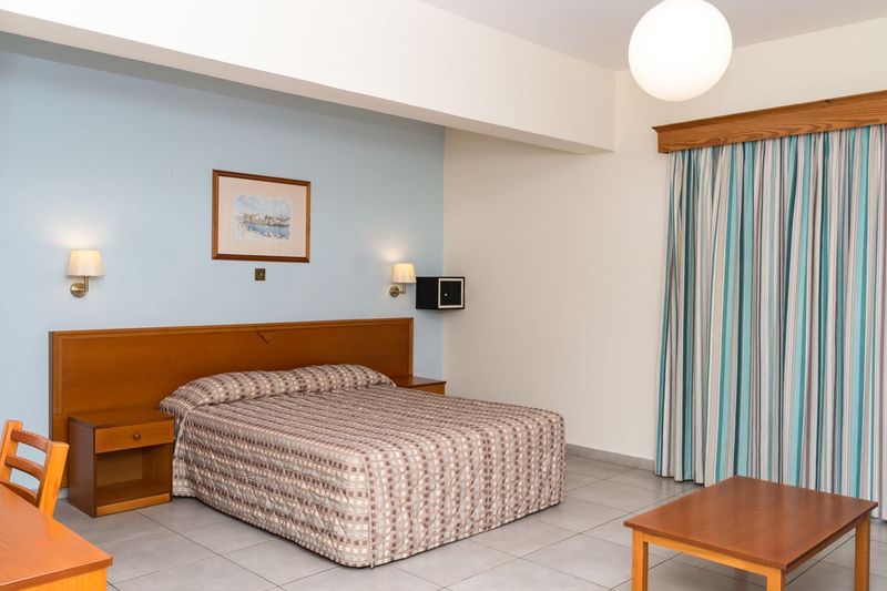 Kefalos Damon Hotel Apartments - Image 9