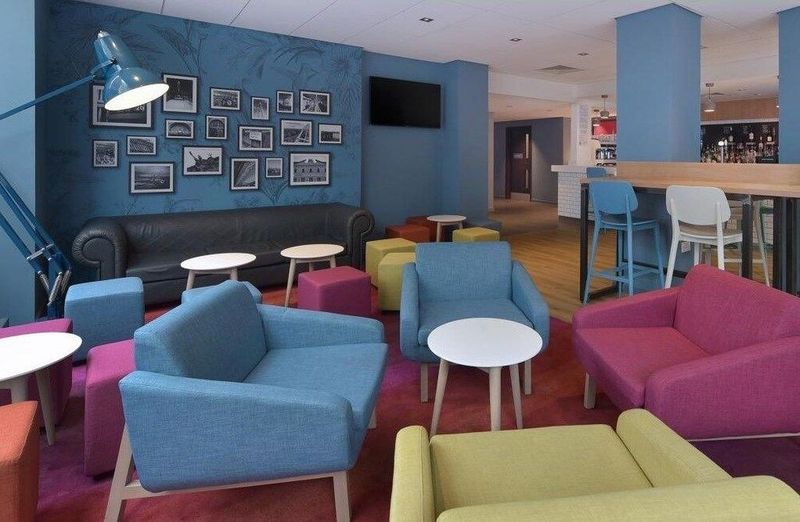 Travelodge London Waterloo - Image 2