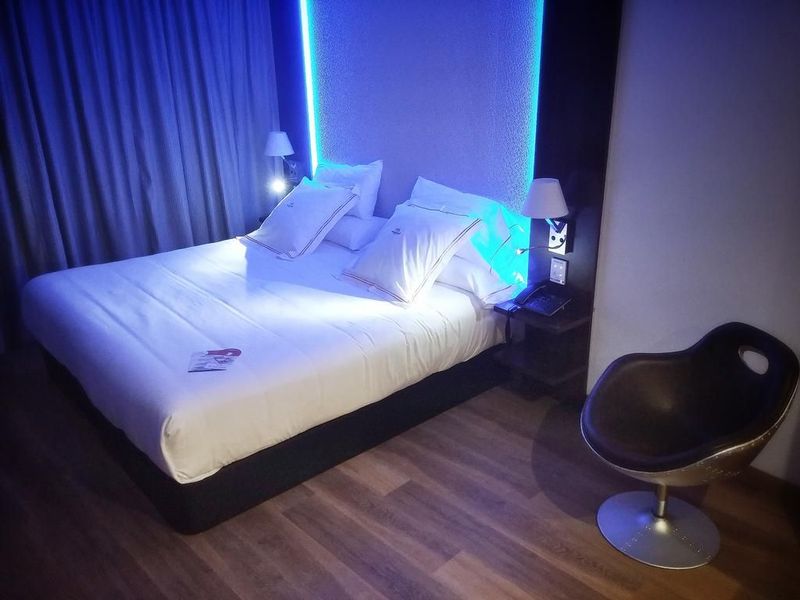 MB Boutique Hotel - Image 8