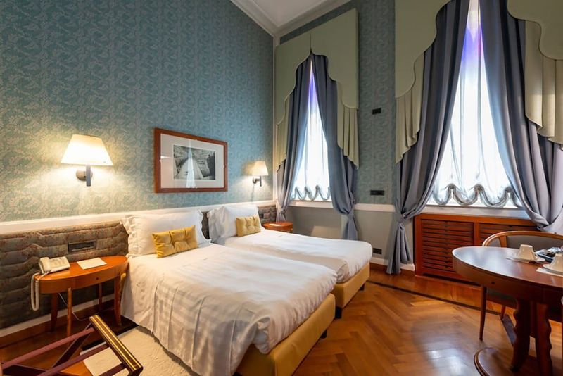 Grand Hotel Ortigia - Image 9