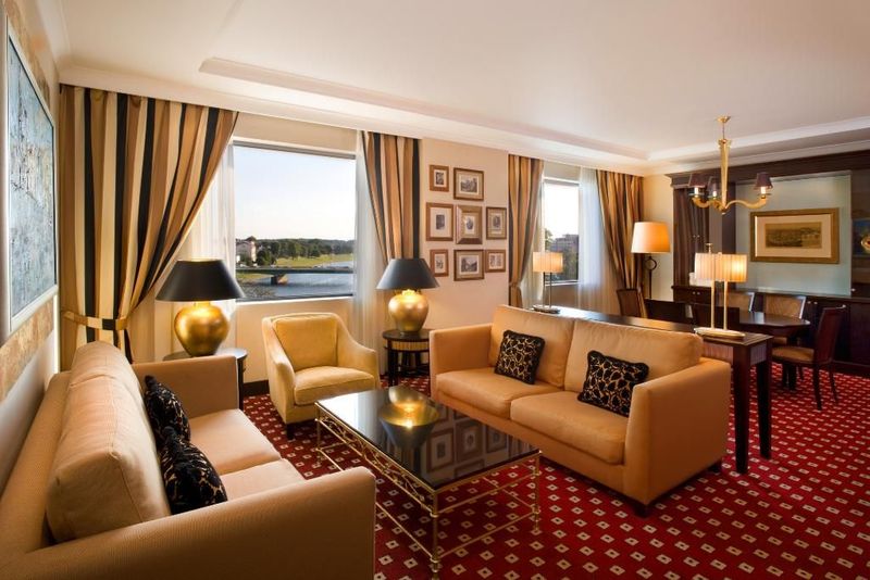 Sheraton Grand Krakow - Image 9