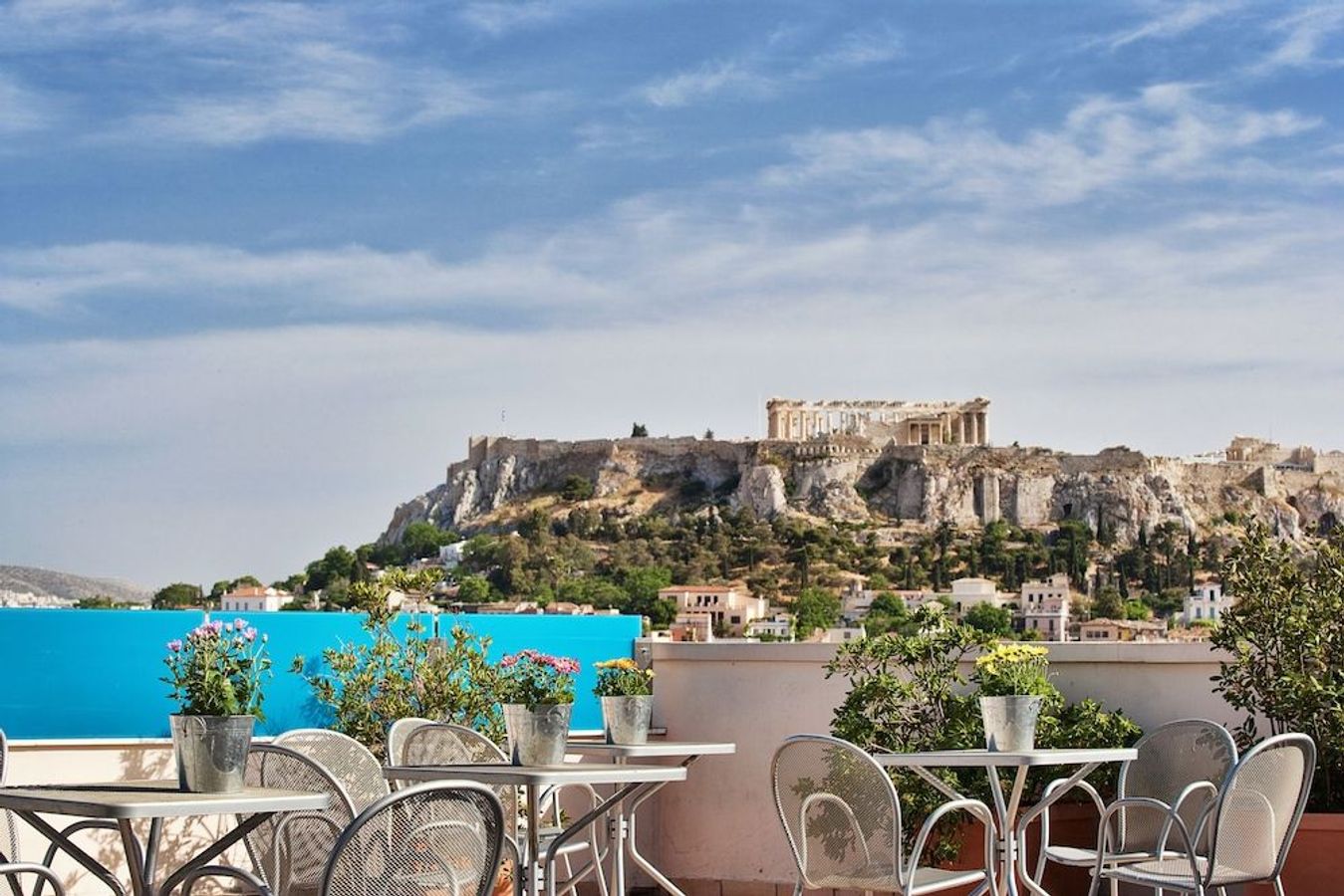 Bo på et hotell sentralt  i Athen med utsikt til Akropolis