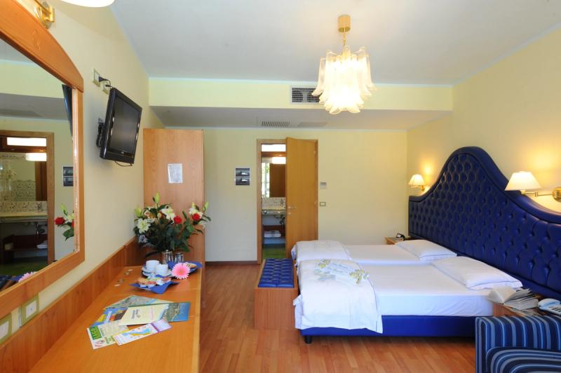 Hotel Alexander - Image 9
