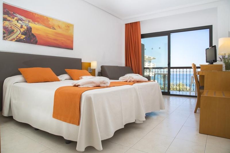Cap Negret Hotel - Image 8