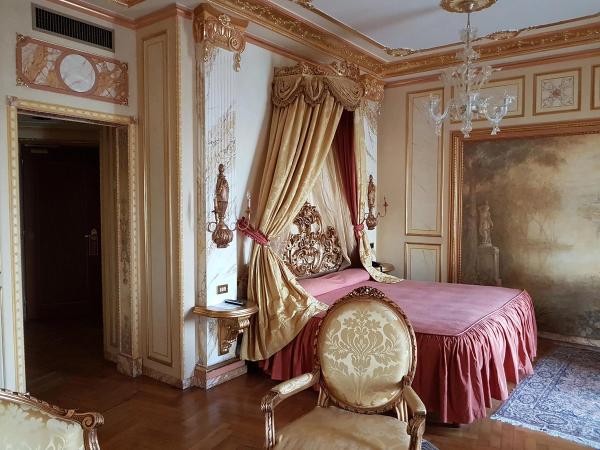 Værelse på Hotel Regina Palace