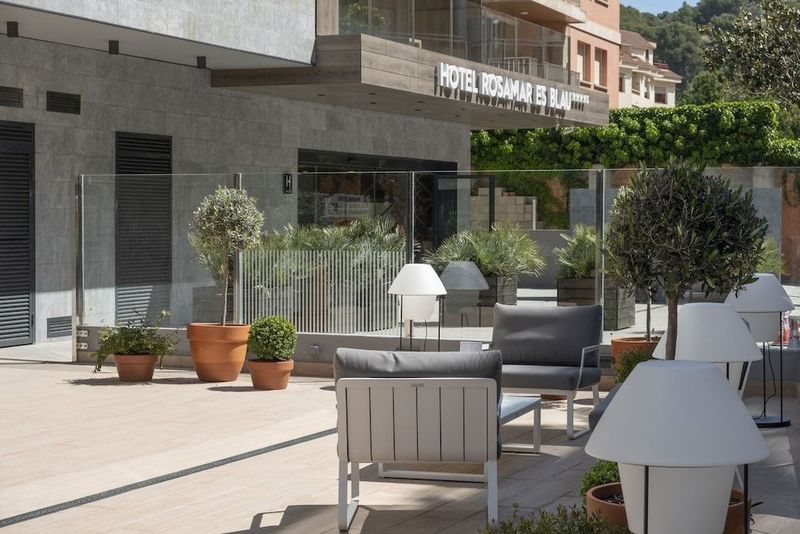 Hotel Rosamar Es Blau - Image 6