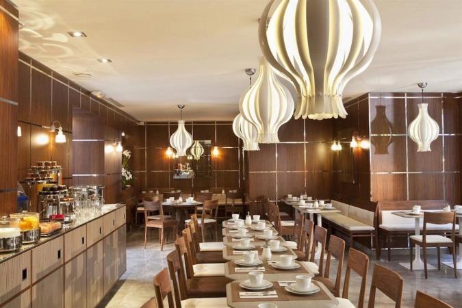 Les Jardins d Eiffels restaurant