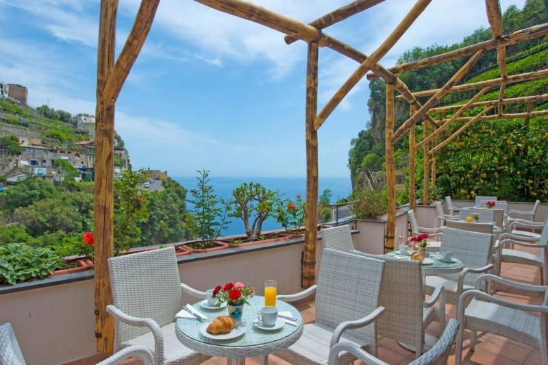 Hotel La Pergola - Image 7