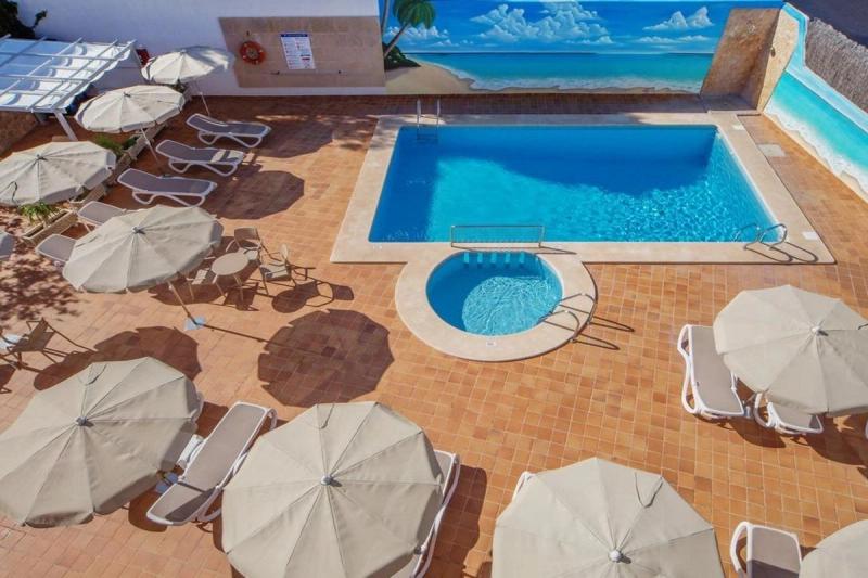 Hotel Ses Puntetes - Image 5