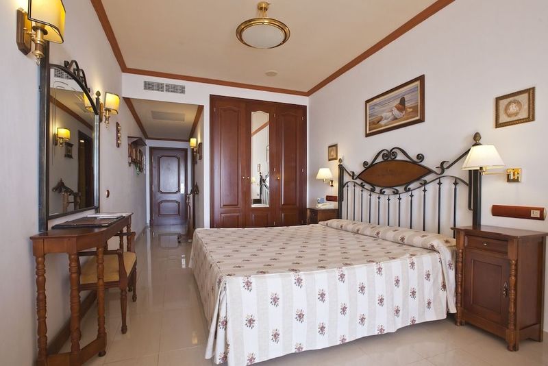 San Agustin Beach Club - Image 6