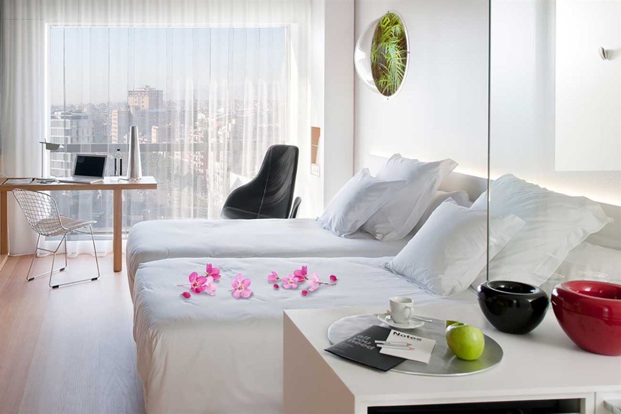 Barcelo Sants - Image 2