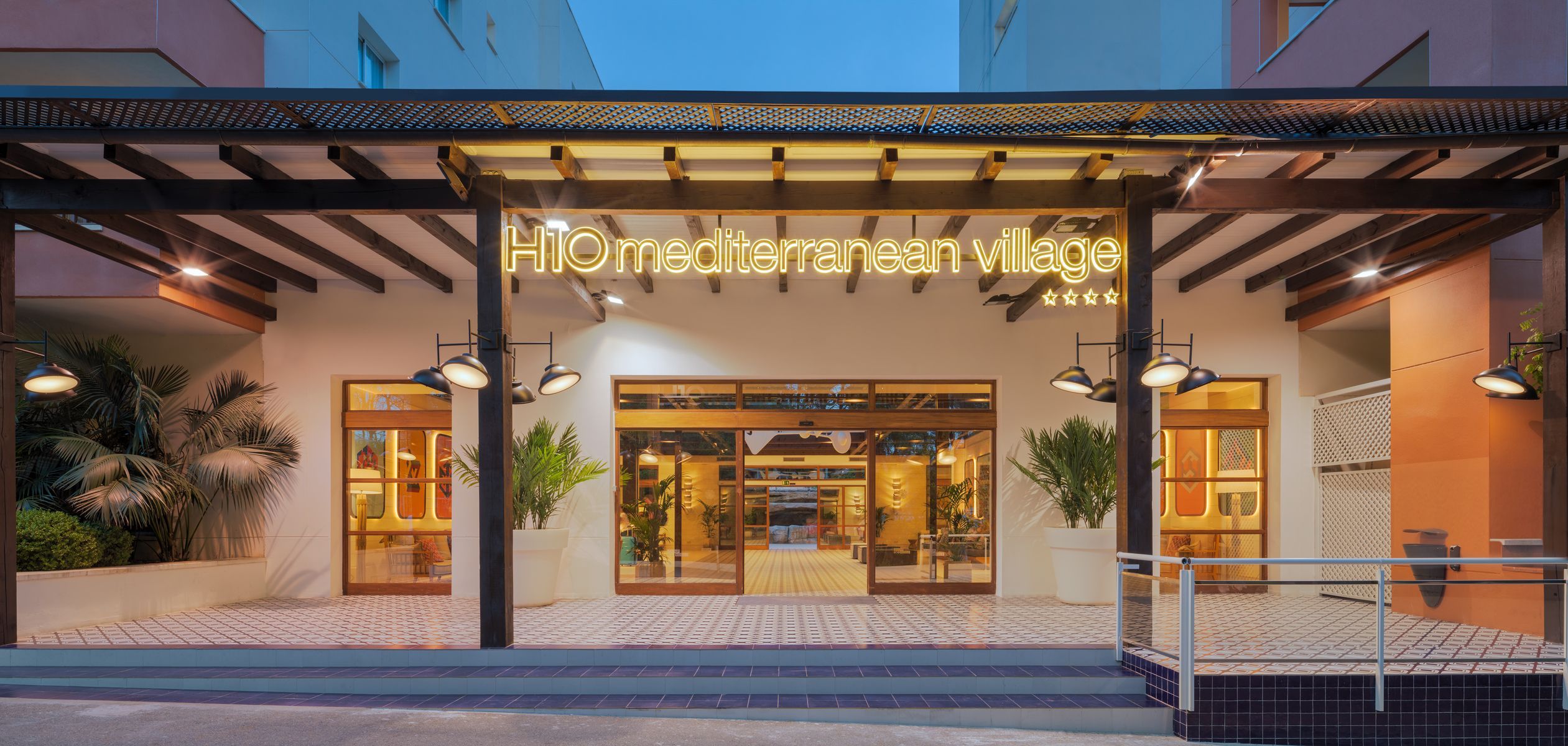 H10 Mediterranean Village - Image 7