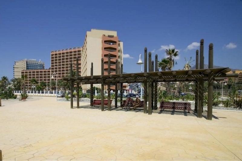 Sunset Beach Club - Image 10