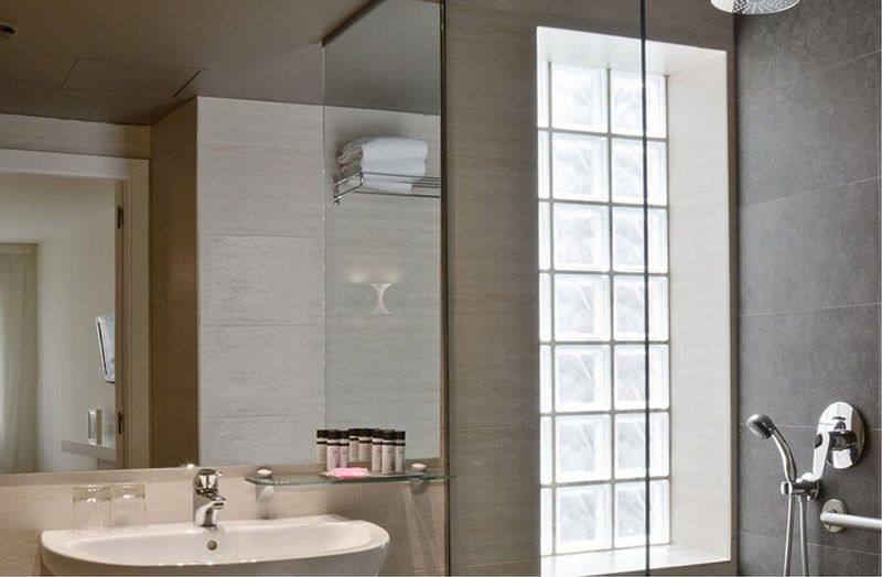 Pol & Grace Hotel - Image 10
