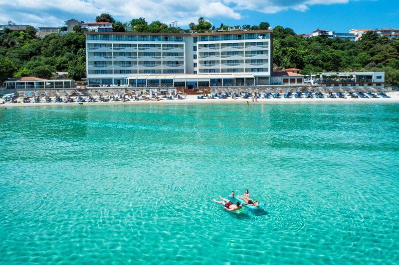 Ammon Zeus Luxury Beach Hotel - Image 1