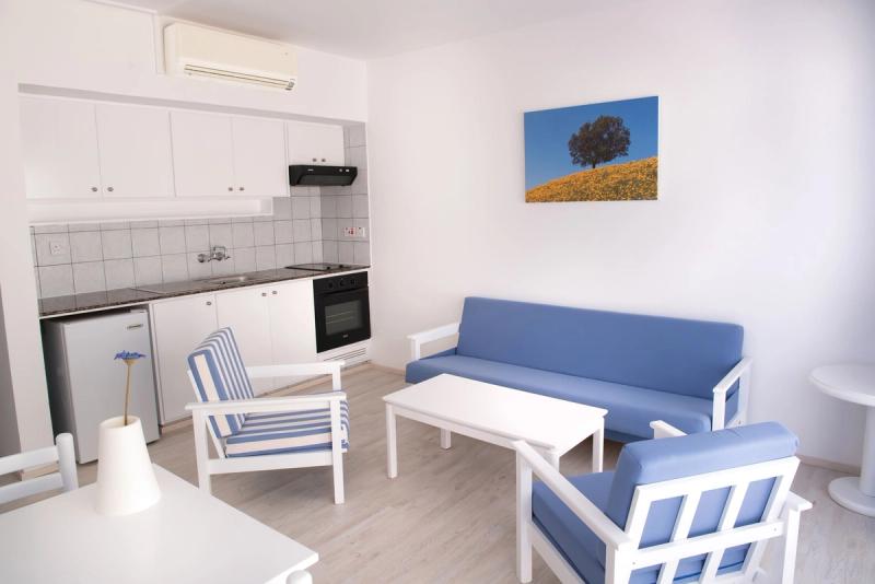Liquid Hotel Apartments - Image 7