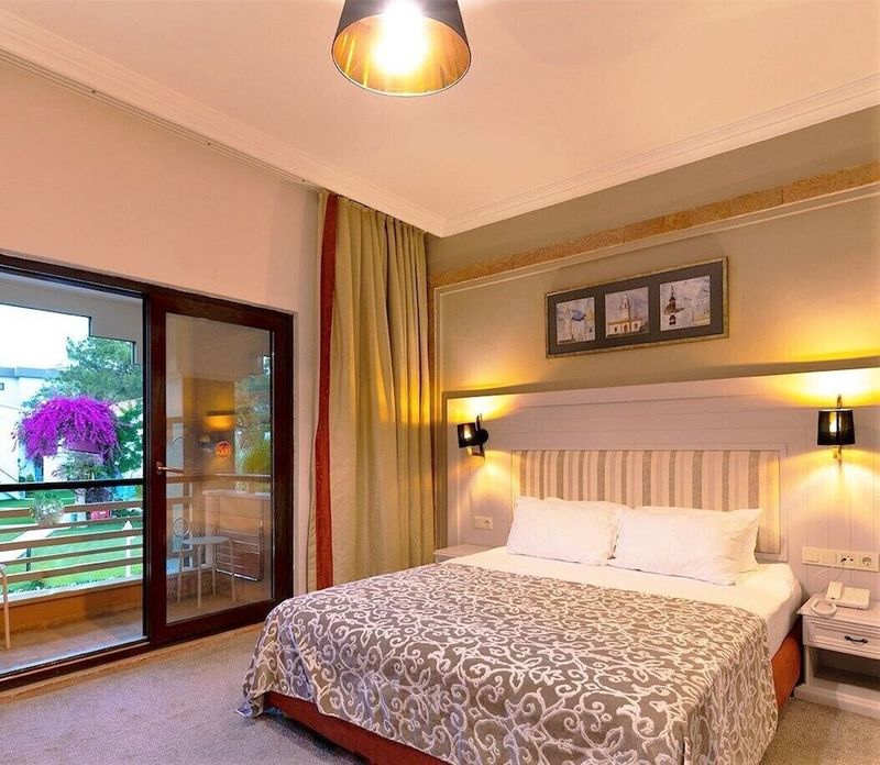Club Boran Mare Beach - Image 2