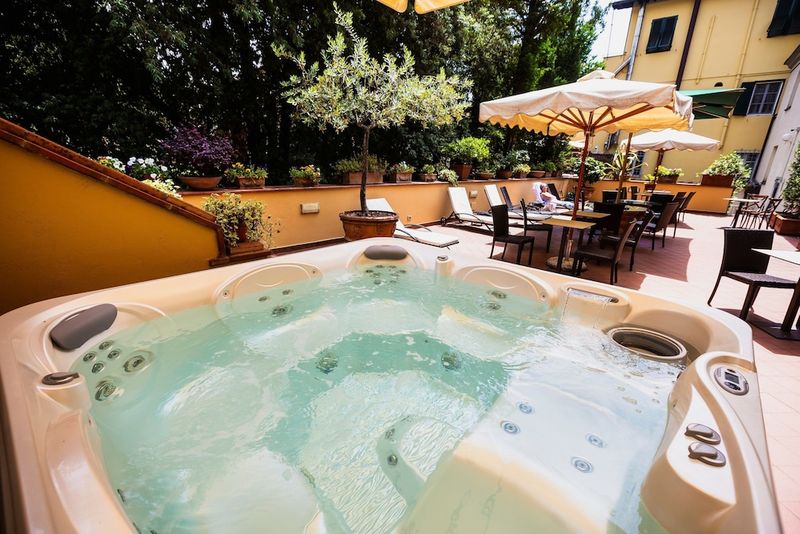 Hotel Ilaria - Image 2