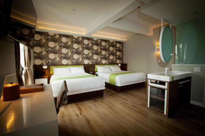 NobleDEN Hotel - Image 9